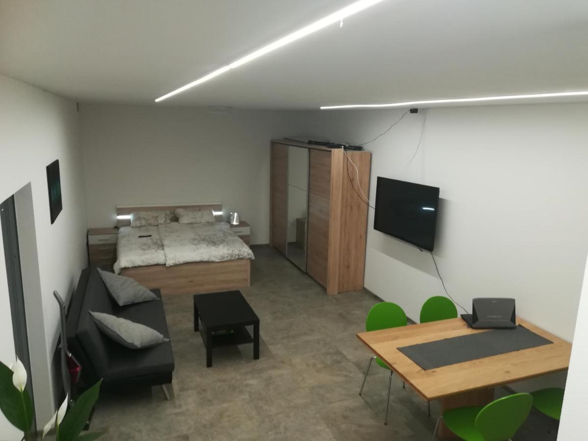 Place Near Casino Mond - Apartma Urska 셴틸 외부 사진