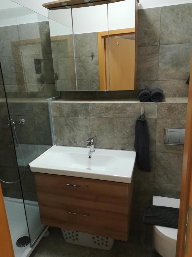 Place Near Casino Mond - Apartma Urska 셴틸 외부 사진